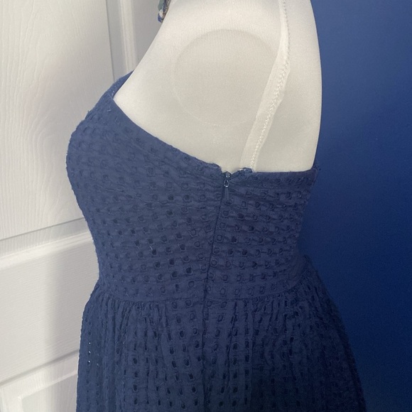 Old Navy strapless eyelet dress - Picture 5 of 6